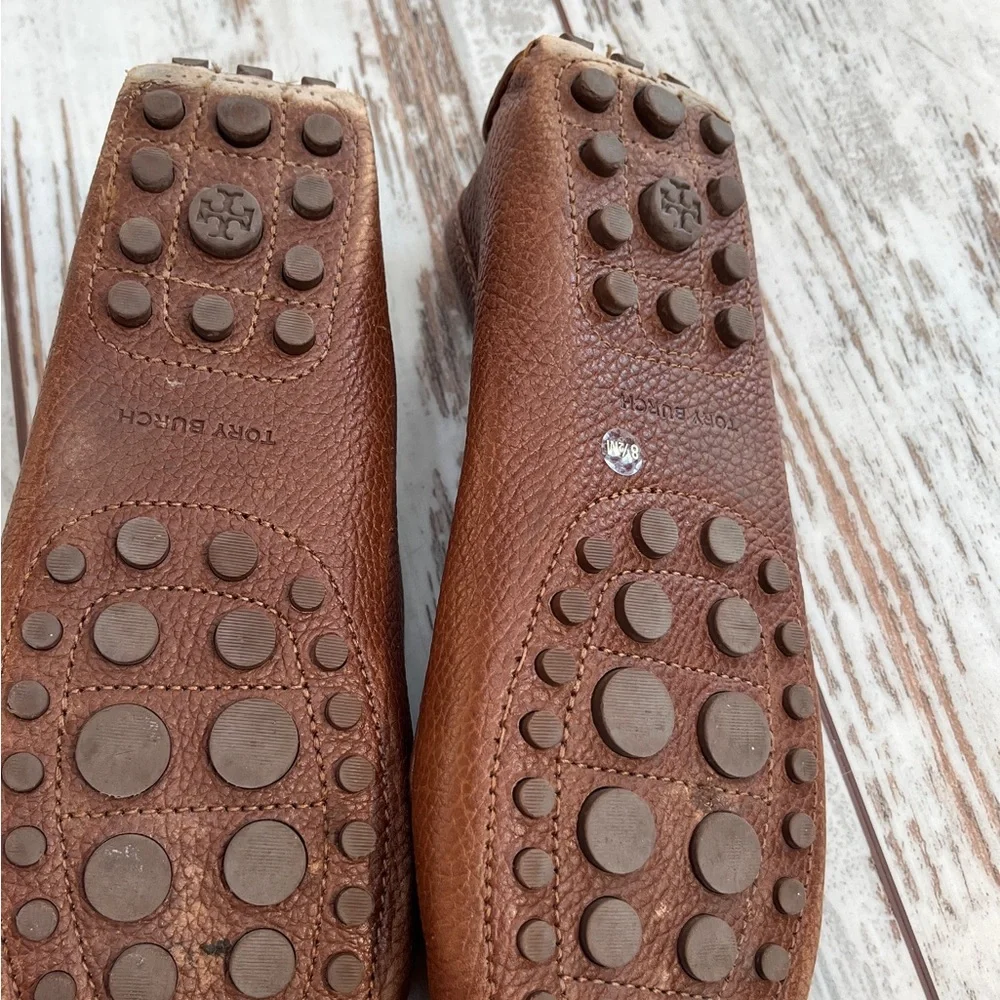 Tory Burch Ludlow Brown Pebbled Leather Driving Loafers - Size 8.5 - Picture 6 of 16